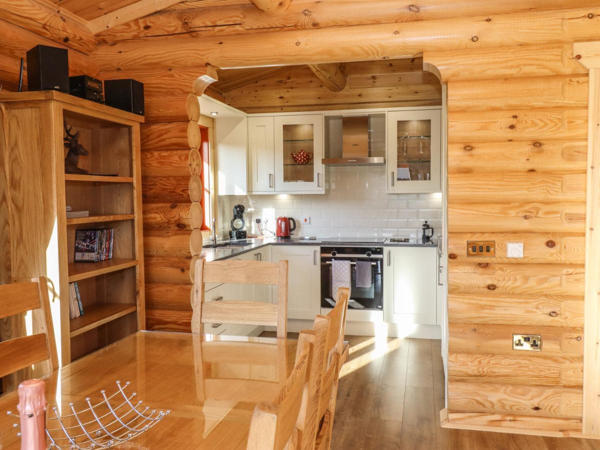 Holly Lodge オークハム エクステリア 写真