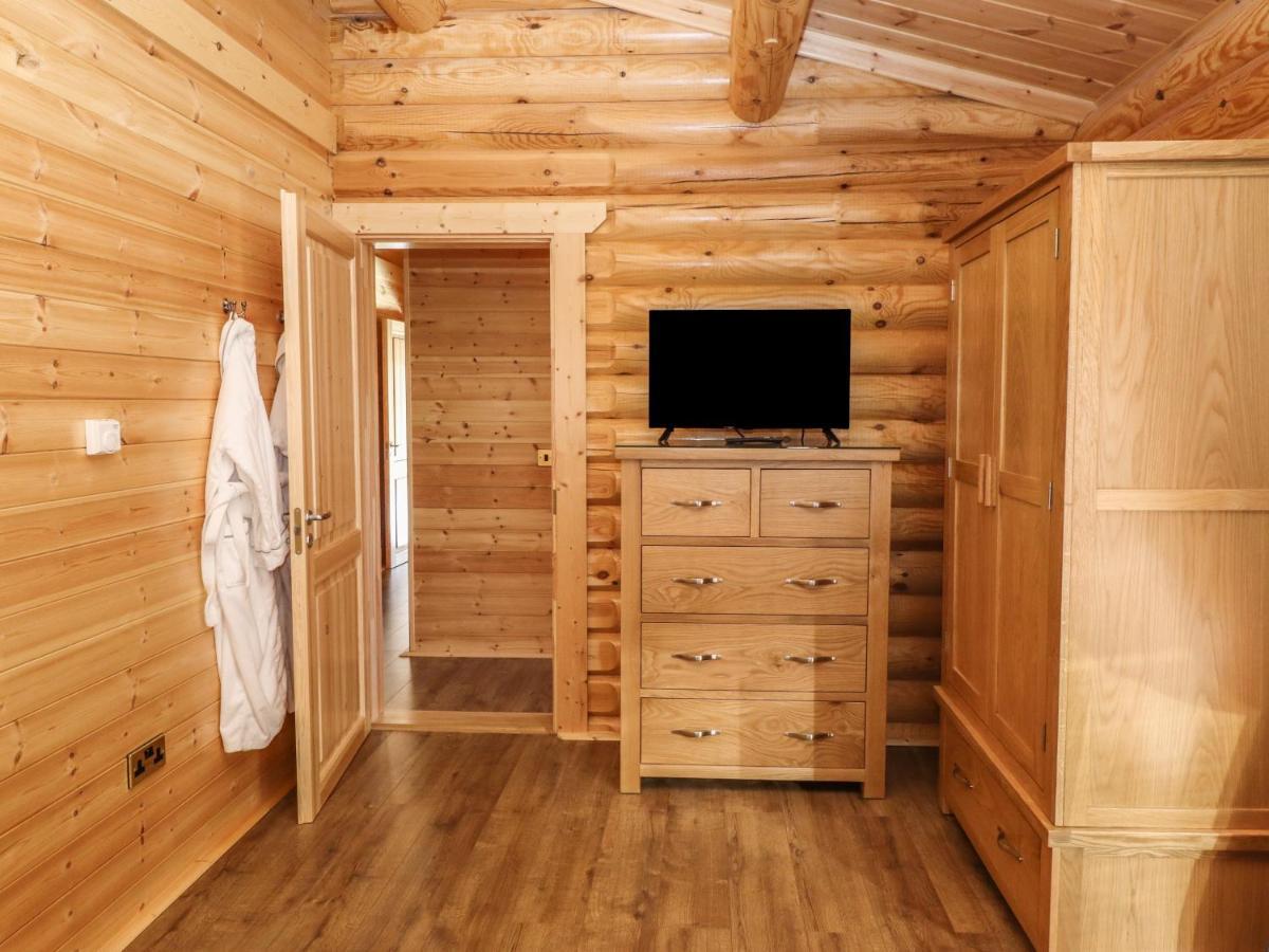 Holly Lodge オークハム エクステリア 写真